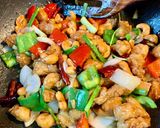 รูปขั้นตอนการทำที่ 3 ของ ไก่ผัดเม็ดมะม่วงหิมพานต์