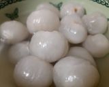 Hình bước làm 3 của món Vải ngâm đường phèn