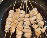 Foto del paso 5 de la receta: Pinchos de pollo con salsa teriyaki