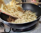 Foto del paso 4 de la receta Macarrones con pollo y tomate en 22 minutos