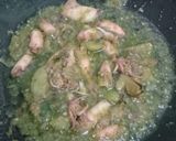 Foto langkah ke 3 dari resep Sambal Cabe Ijo Cumi Asin.