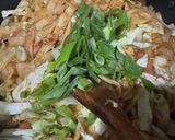 Foto langkah ke 3 dari resep Kwetiau (basah) goreng.