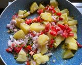 A picture of step 8 of Beetroot Poori aur Sabji.