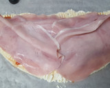 Foto del paso 4 de la receta: Pizza de hojaldre rellena facilísima 😉