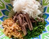 A picture of step 5 of Salad with boiled beef and radish.