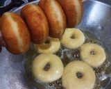 A picture of step 6 of Soft Potato Donuts.