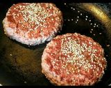 Foto del paso 11 de la receta: HAMBURGUESAS De Pollo al Salmorejo con Pan Pita...!