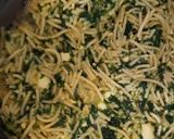 Foto del paso 4 de la receta: Tortilla de fideos y espinaca