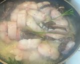 Foto del passaggio 1 della ricetta Ragù bianco di rana pescatrice (semplice)