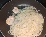 Foto langkah ke 3 dari resep Spagetti Aglio Olio.