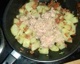 Foto del paso 5 de la receta: Atún con papas a la mexicana