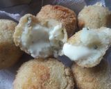 Foto del paso 5 de la receta: Bombas de papa rellenas con queso 😁