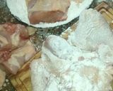 Foto del paso 2 de la receta: Pollo al verdeo cocinada a la plancha con papas españolas