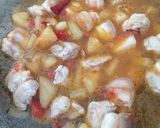 A picture of step 2 of Pear stew pork belly.