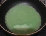 Foto langkah ke 2 dari resep Dadar Gulung Saus Santan.