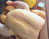 Foto del paso 1 de la receta: Pollo al horno con limón