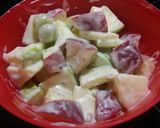 A picture of step 5 of Creamy boiled apple salad.