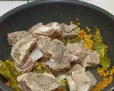 Foto langkah ke 4 dari resep Tongseng Iga Sapi.