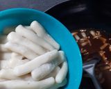 Foto langkah ke 6 dari resep Tteobokki korea halal.