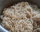 A picture of step 6 of Veg hakka noodles.