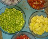 A picture of step 1 of Mix vegetable rice.