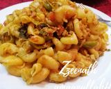 A picture of step 4 of Qeema Macaroni or Mutton Mince Macaroni.