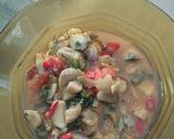 Foto langkah ke 6 dari resep Tumis pedas hot Jamur merang.