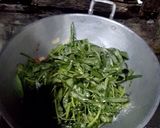 Foto langkah ke 3 dari resep Oseng kangkung.