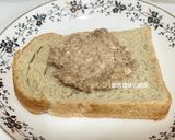 A picture of step 5 of Tofu and Cheese Meat Patties.