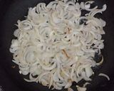 A picture of step 4 of Chicken Tikka Macaroni.