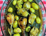 Foto del paso 7 de la receta: Pollo en salsa verde al horno con patatas y especias