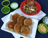 A picture of step 4 of Aloo tikki.