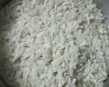 A picture of step 1 of Steamed poha.