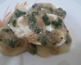 Foto del paso 3 de la receta: Huevo escalfado con papa al vapor en salsa verde integral