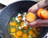 Foto langkah ke 2 dari resep Bening Sayur Tahu Bakso.