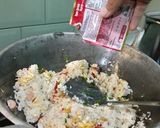 Foto langkah ke 5 dari resep Nasi Goreng Bumbu Iris.