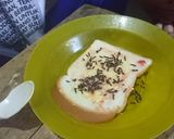 Foto langkah ke 4 dari resep Roti bakar coklat strawberry.