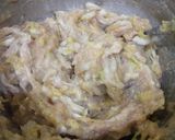 Foto langkah ke 2 dari resep Recook Gyoza Ayam Udang.