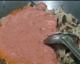 A picture of step 3 of Tomato kurma.