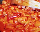 Tarhonyás,virslis lecsós egytálétel 🥘 recept fázis 3 fotója