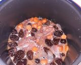 Une image de l'étape 2 de Lapin aux pruneaux aux cokeo +accompagné de tagliatelle œufs frais.