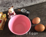 Foto langkah ke 4 dari resep Sarapan Praktis : Omelet Tomat.