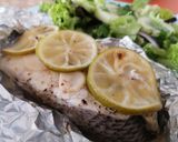 Foto del paso 3 de la receta: Pescado empapelado al limón🐟🍋