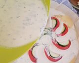 Foto del passaggio 4 della ricetta Torta salata con verdure e mozzarella 🥔🥒🍅🥧