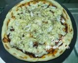 A picture of step 3 of Instant Cheesy Pan Pizza.