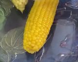 Foto del paso 3 de la receta: Elotes con Queso y Crema #lacoinadeconsuelo #saboraMexico