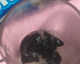 Foto langkah ke 1 dari resep Es oreo susu.