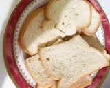 Foto langkah ke 1 dari resep Garlic bread sosis air fryer.