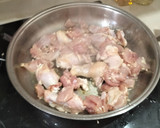 Foto del paso 2 de la receta: Arroz meloso de pollo al ajillo