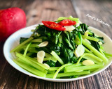 蒜炒小松菜 (油菜) / 簡單家常菜的食譜步驟7照片